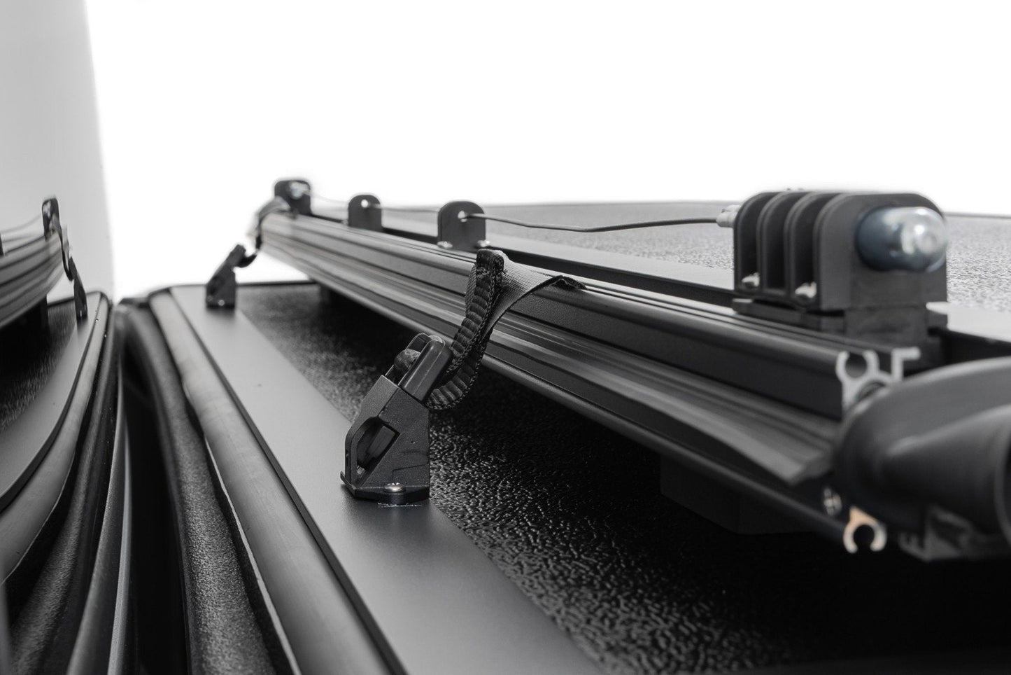 Rough Country 47620500B Hard Low Profile Bed Cover | 5' Bed | Jeep Gladiator JT 4WD (2020-2025)