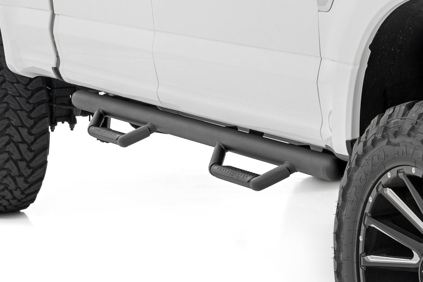 Rough Country RCF1596CCB Nerf Steps | Cab Length | Crew | Ford F-150/Lightning/F-250/F-350/Raptor (15-26)
