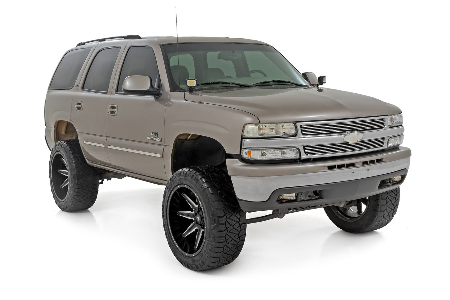 Rough Country 82283 LED Light Kit | Ditch Mount | 2" Black Pair | Flood | Chevy Silverado 1500 (99-06)/Tahoe (00-06)