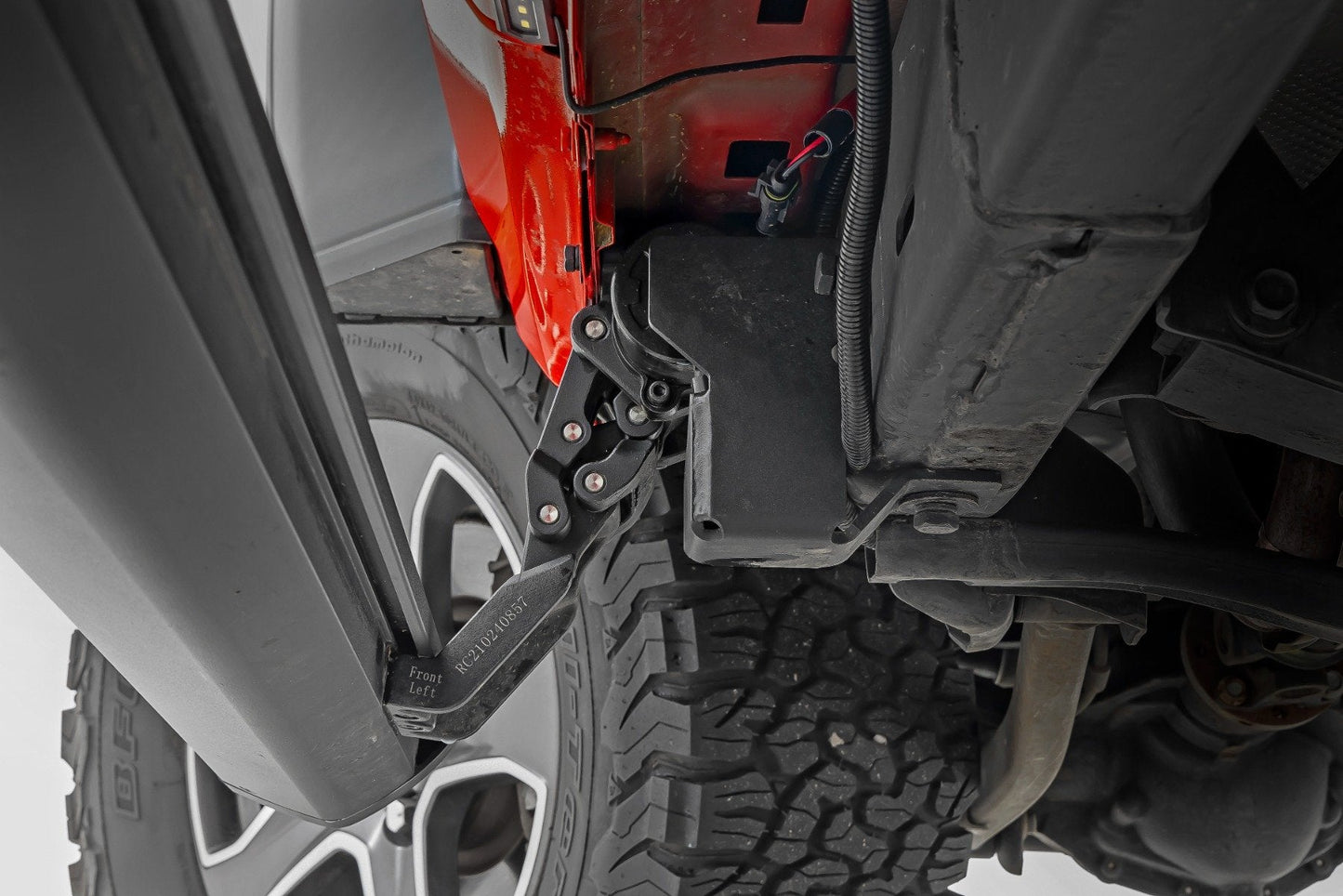 Rough Country PSR610430 Power Running Boards | Dual Electric Motor | 4 Door | Jeep Wrangler JL (18-24)