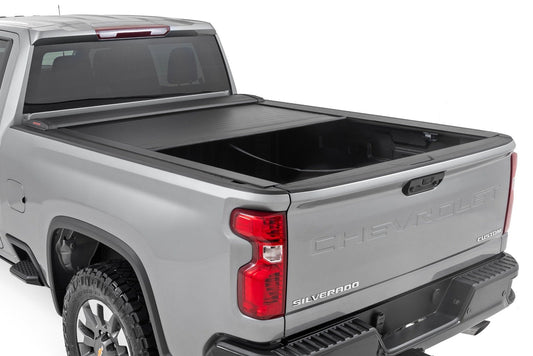 Rough Country 46110690 Retractable Bed Cover | 6'9" Bed | Chevy/GMC 2500HD/3500HD (20-25)