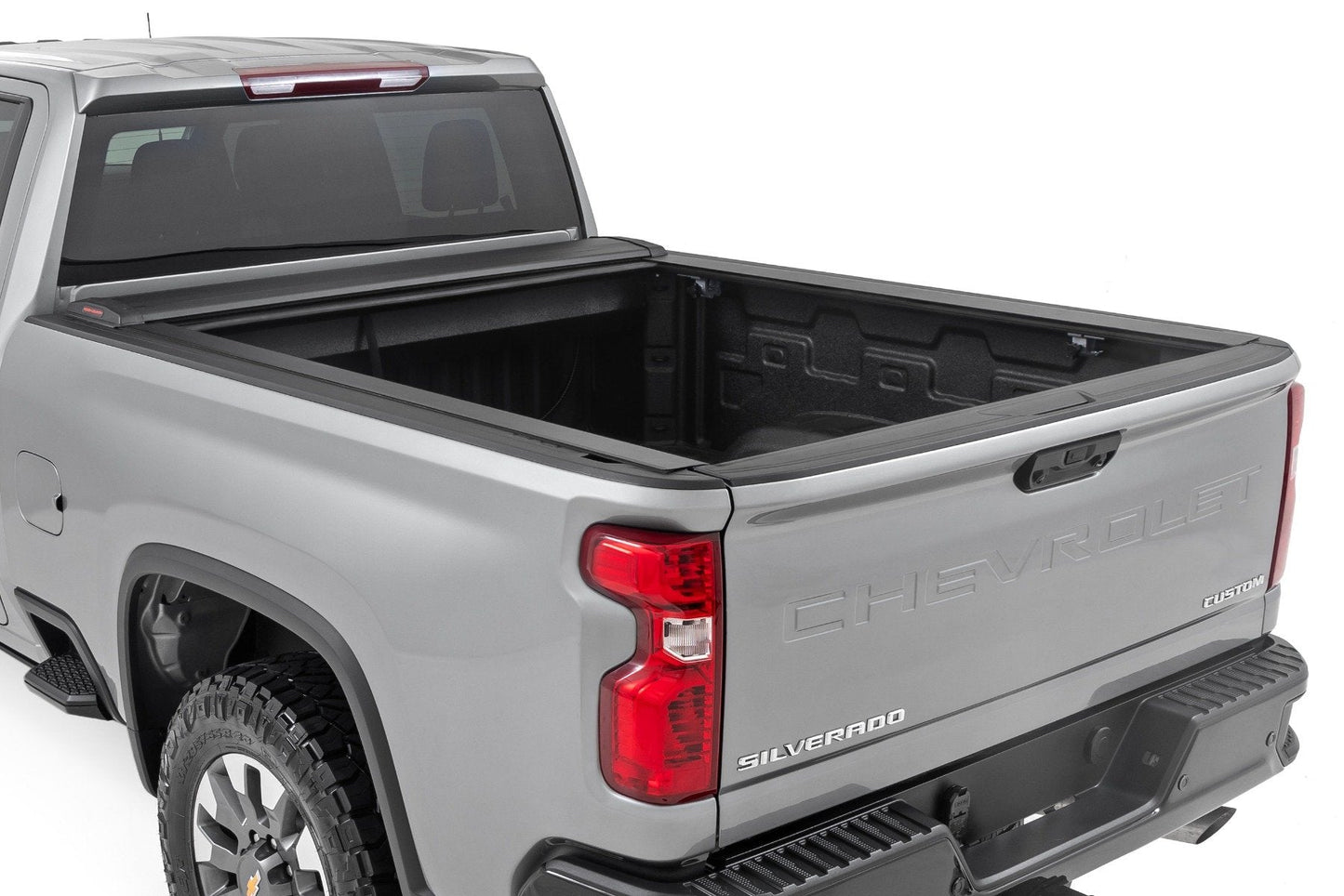 Rough Country 46110690 Retractable Bed Cover | 6'9" Bed | Chevy/GMC 2500HD/3500HD (20-25)