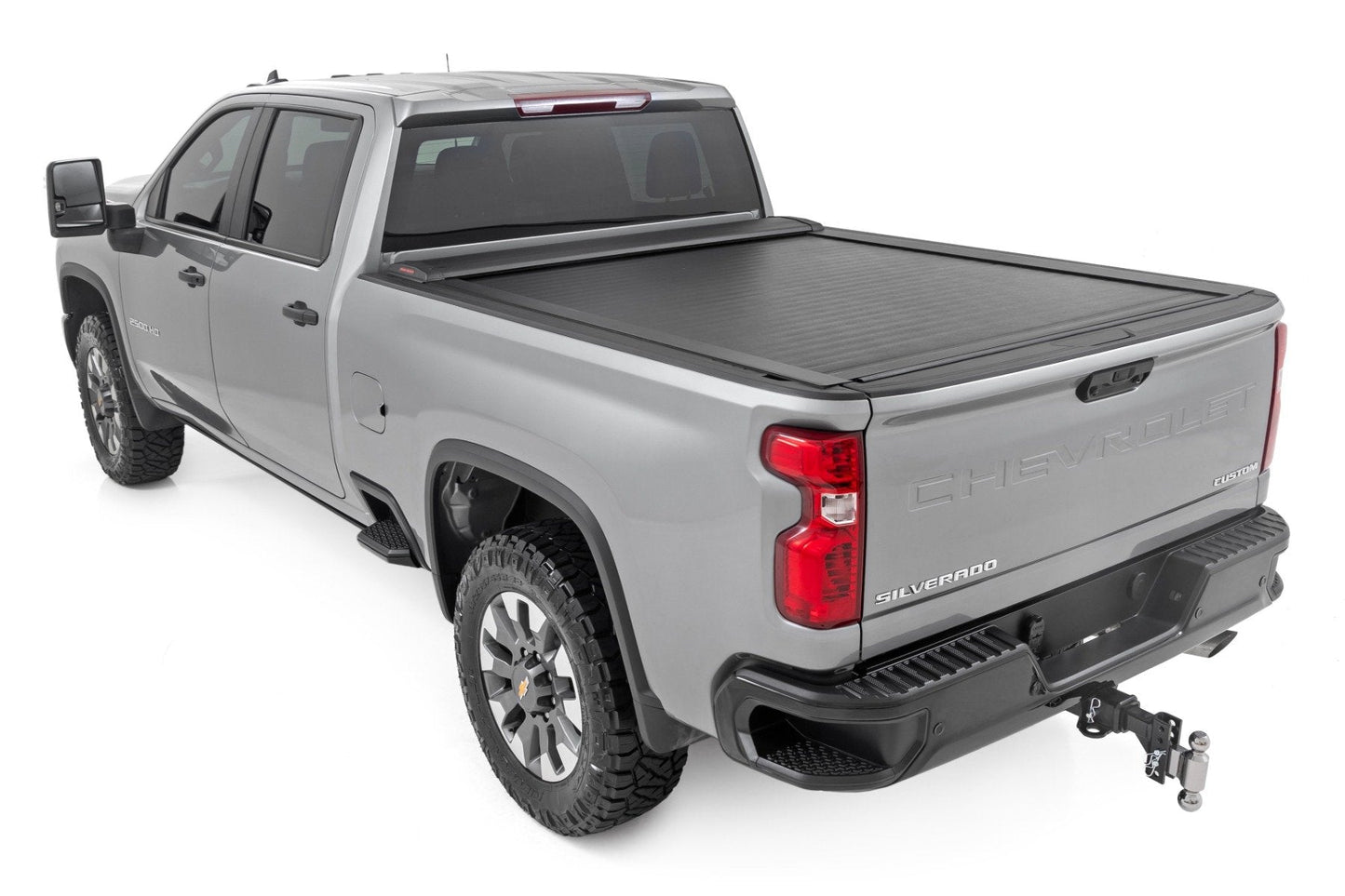Rough Country 46110690 Retractable Bed Cover | 6'9" Bed | Chevy/GMC 2500HD/3500HD (20-25)