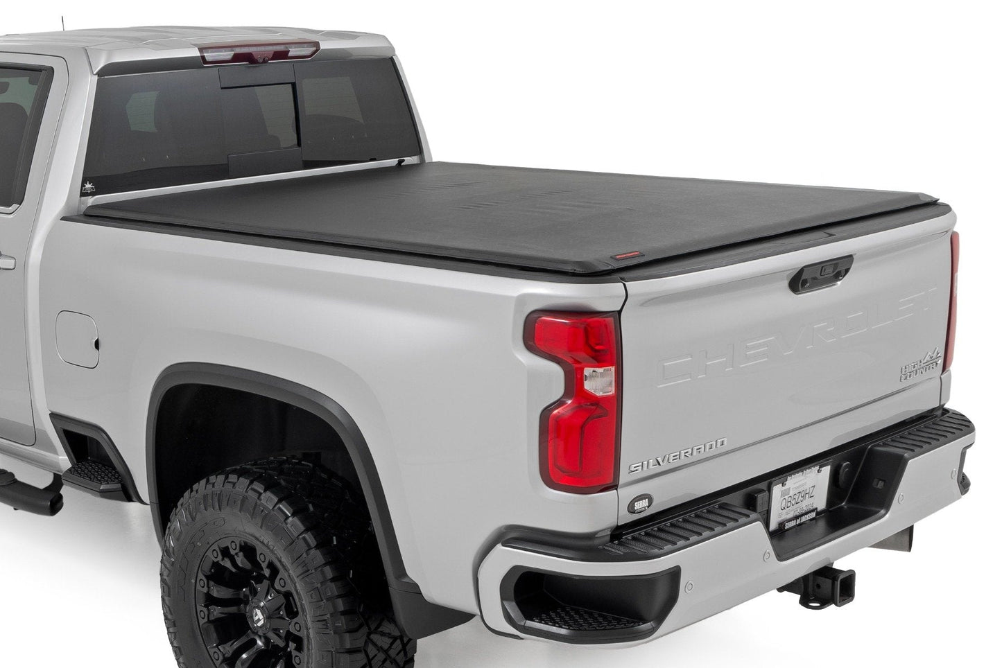 Rough Country 42120690 Soft Roll Up Bed Cover | 6'9" Bed | Chevy/GMC 2500HD/3500HD (20-25)