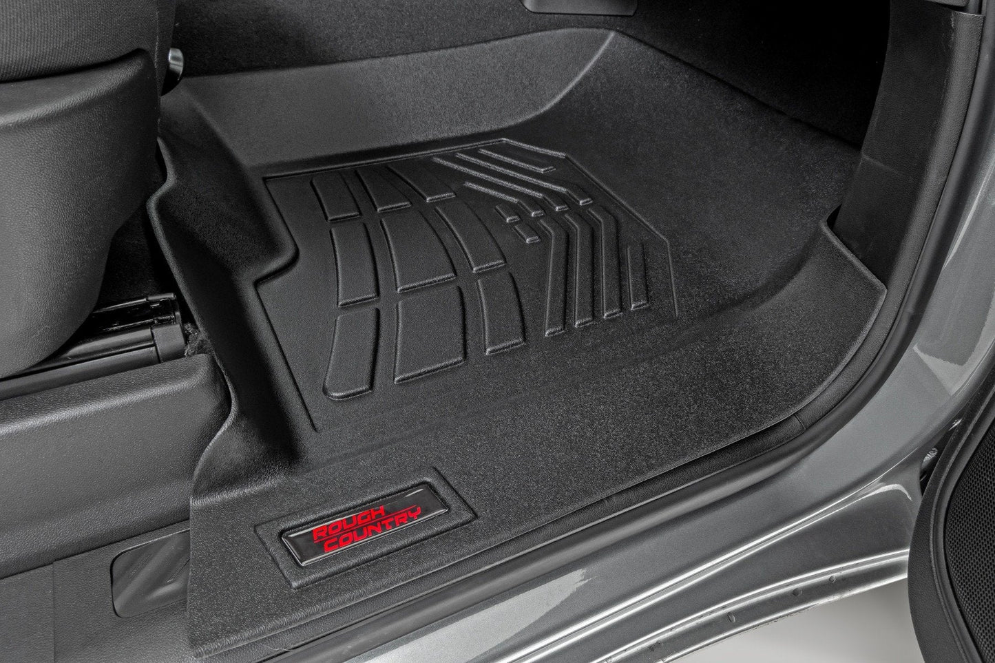 Rough Country SM2161 Floor Mats | FR Bucket | Crew | Chevy/GMC 1500/2500HD/3500HD (19-26 & Classic)