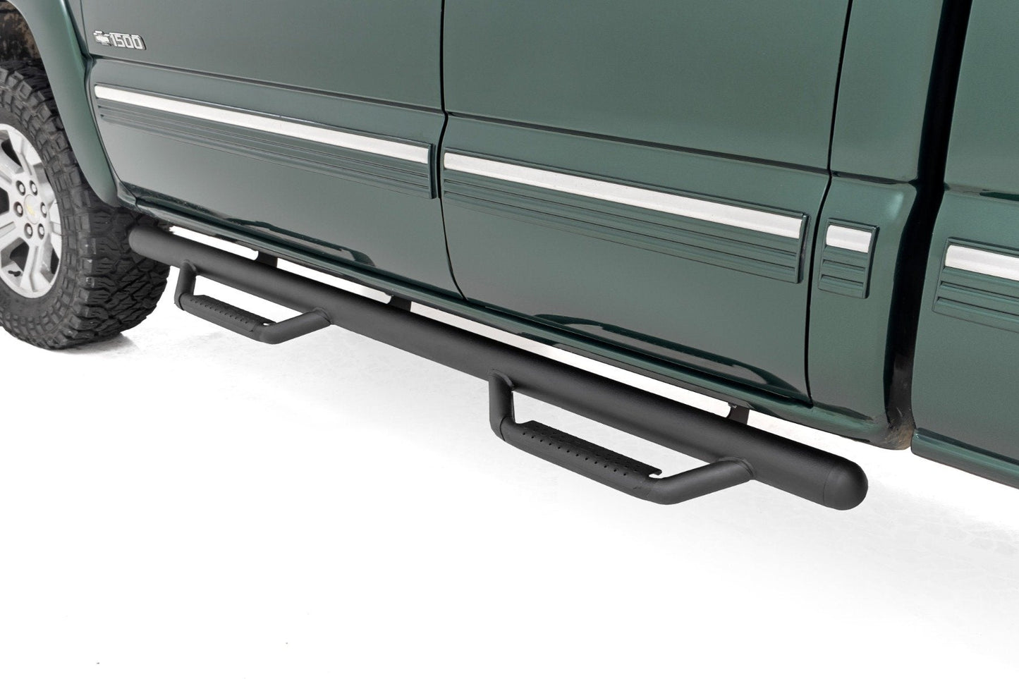 Rough Country RCC9989QCB Nerf Steps | Cab Length | Chevy/GMC 1500 2WD/4WD (99-06 & Classic)