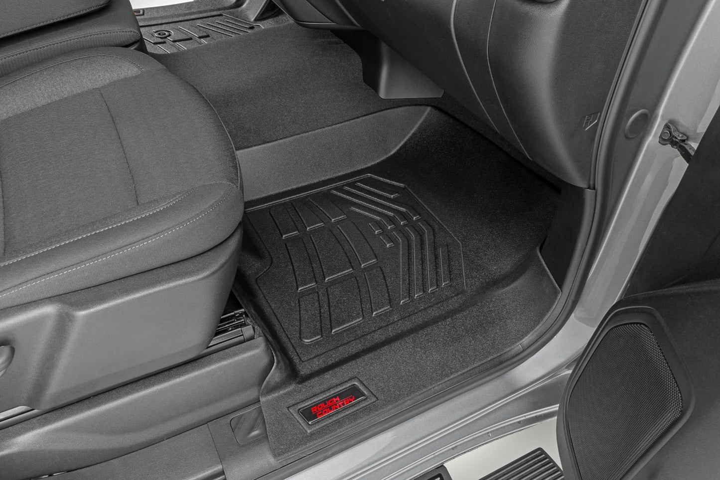 Rough Country SM2161 Floor Mats | FR Bucket | Crew | Chevy/GMC 1500/2500HD/3500HD (19-26 & Classic)