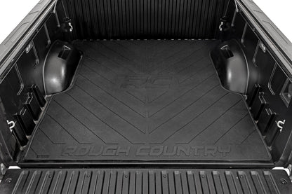Rough Country RCM689 Bed Mat | 5'7" Bed | RC Logo | Toyota Tundra 2WD/4WD (2022-2025)