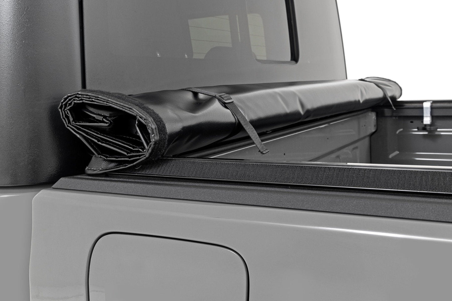 Rough Country 42620500 Soft Roll Up Bed Cover | 5 Bed | Jeep Gladiator JT 4WD (2020-2025)