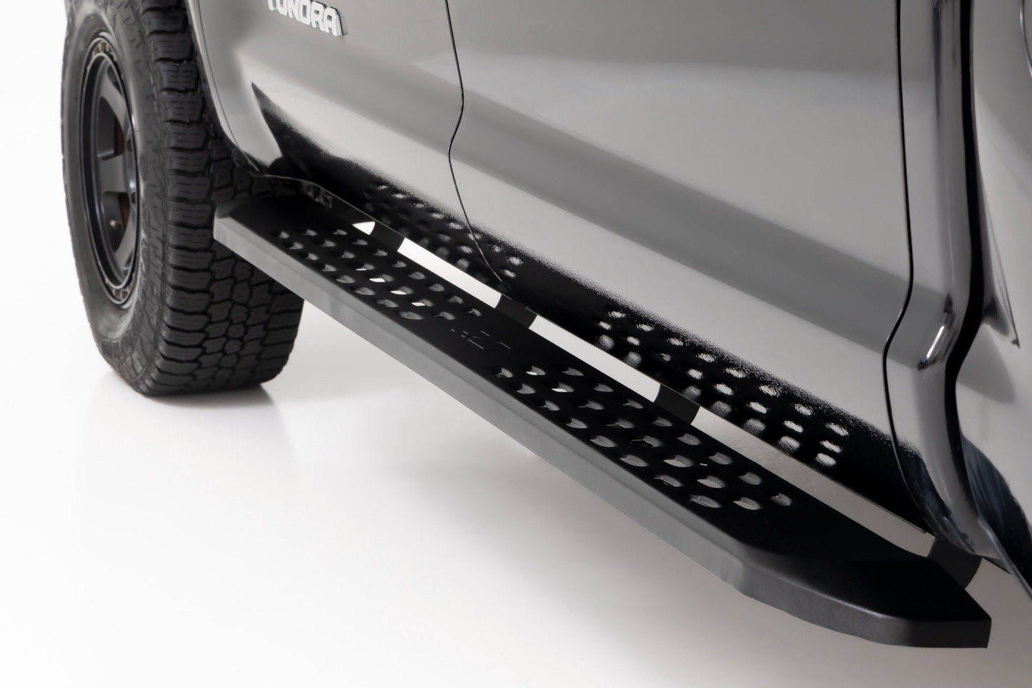 Rough Country 44006 RPT2 Running Board | Crew Cab | Black | Toyota Tundra 2WD/4WD (2007-2021)