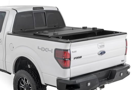 Rough Country 47214550B Hard Low Profile Bed Cover | 5'7" Bed | Ford F-150 2WD/4WD (2004-2014)