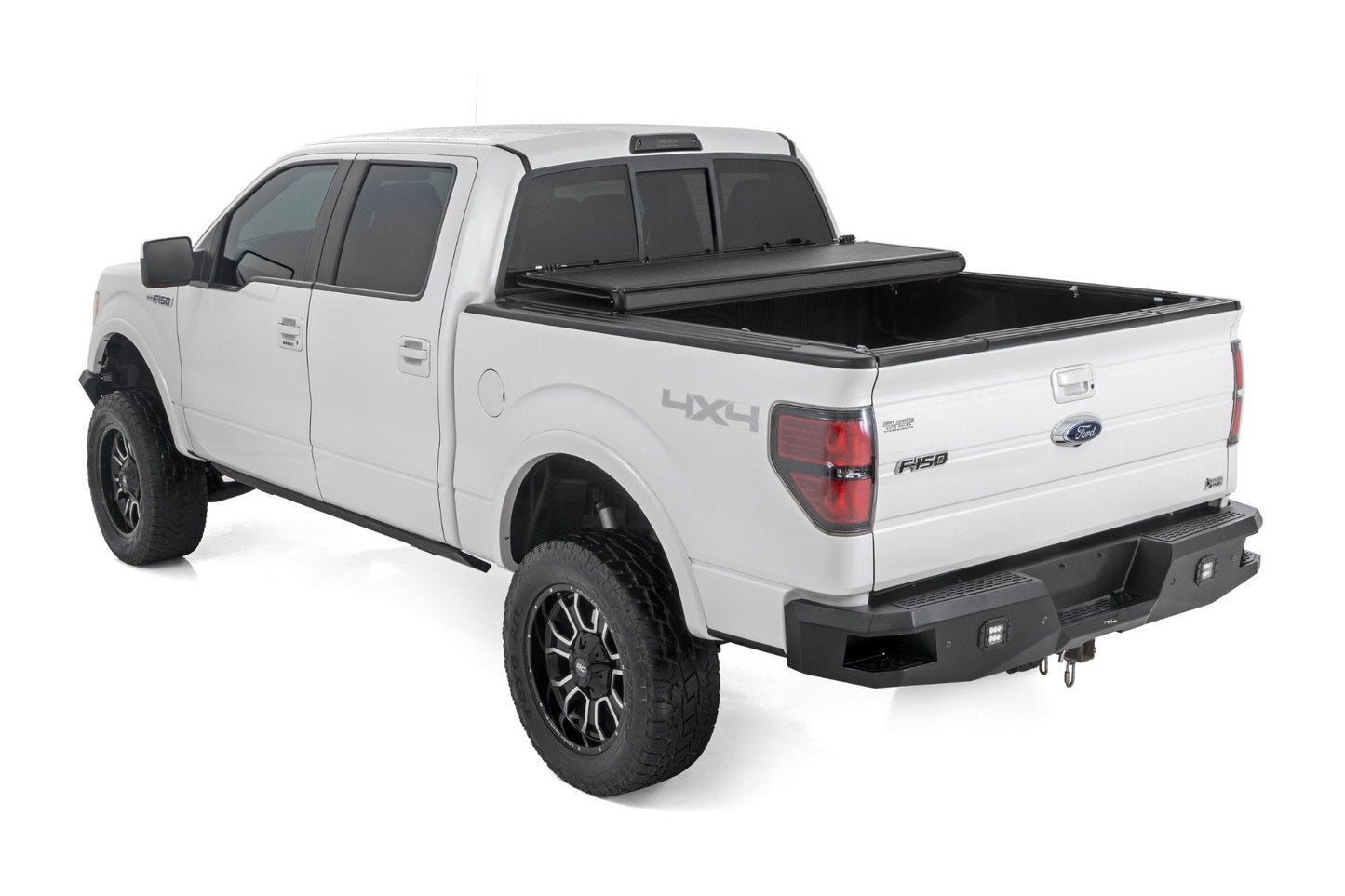 Rough Country 47214550B Hard Low Profile Bed Cover | 5'7" Bed | Ford F-150 2WD/4WD (2004-2014)