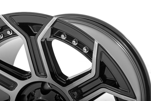 Rough Country 89170912 Rough Country 89 Series Wheel | One-Piece | Black Machined Gun Metal | 17x9 | 6x5.5 | -12mm