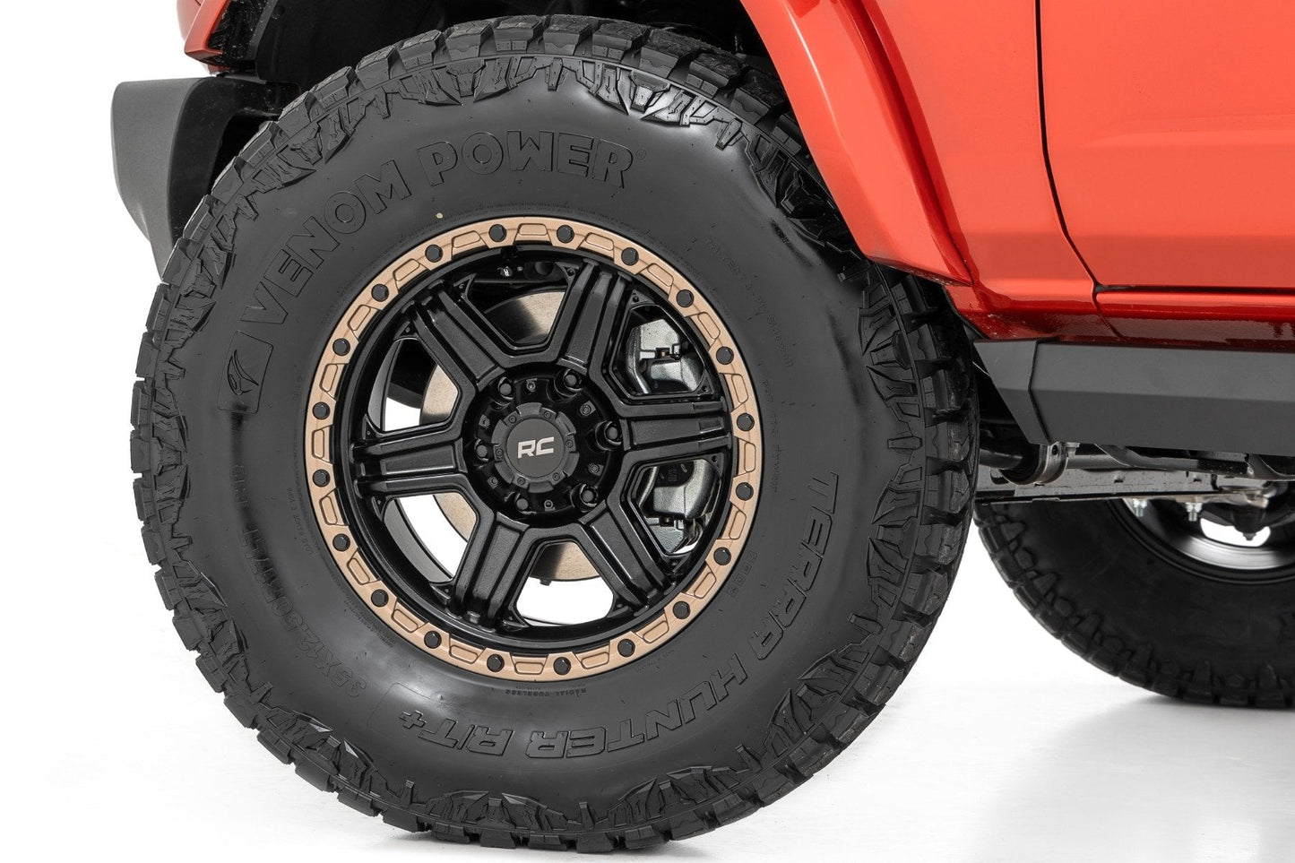 Rough Country 79150814 Rough Country 79 Series Wheel | One-Piece | Semi Gloss Black w/Bronze Ring | 15x8 | 5x5.5 | -19mm