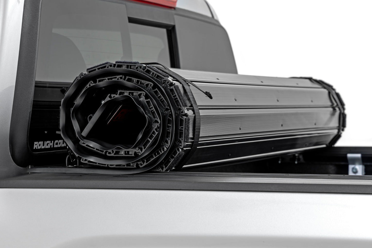 Rough Country 50120500 Hard Roll Up Bed Cover | 5' Bed | Chevy/GMC Canyon/Colorado 2WD/4WD (15-22)