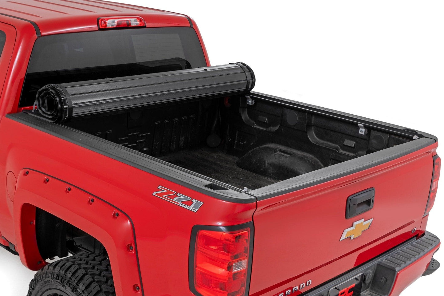 Rough Country 50214550 Hard Roll Up Bed Cover | 5'9" Bed | Chevy/GMC 1500 (14-18 & Classic)