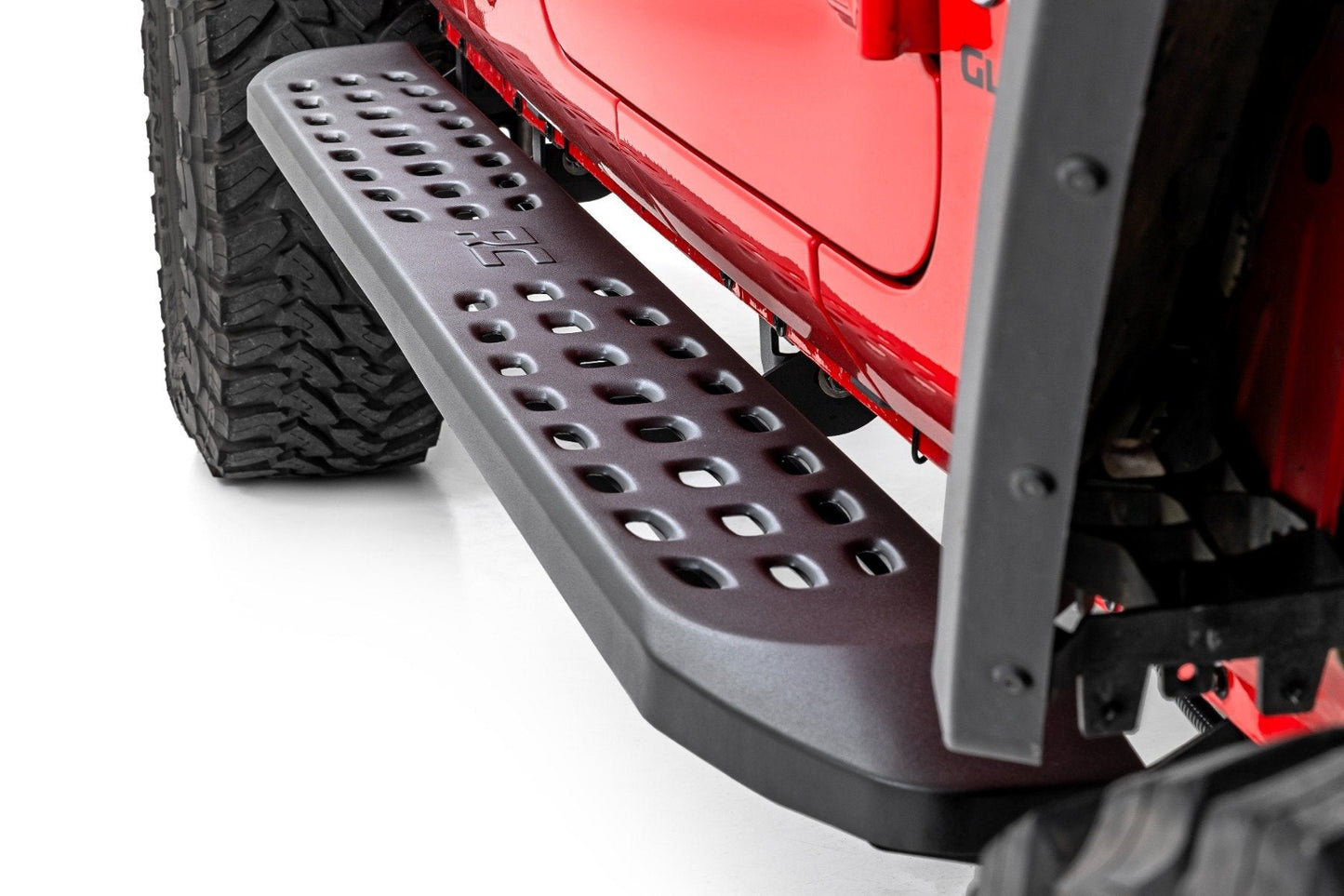Rough Country 44008 RPT2 Running Board | Jeep Gladiator JT 4WD (2020-2025)