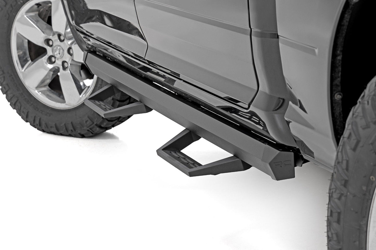 Rough Country 31015 SRL2 Adj Aluminum Step | Crew Cab | Ram 1500/2500/3500 2WD/4WD (2010-2018 & Classic)