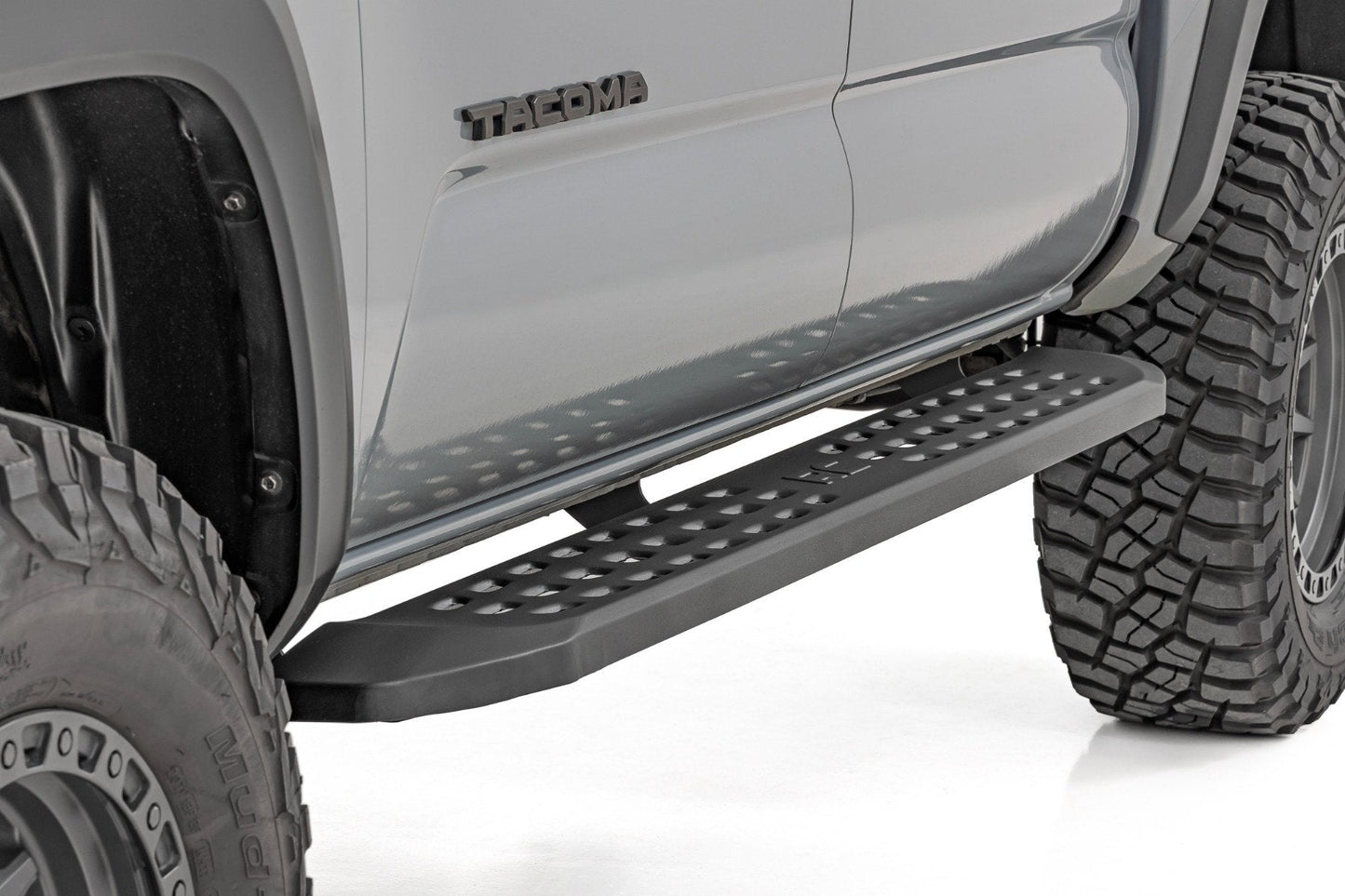 Rough Country 44012 RPT2 Running Board | Double Cab | Black | Toyota Tacoma 2WD/4WD (2016-2023)