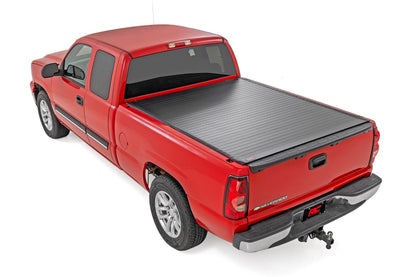 Rough Country 50288650 Hard Roll Up Bed Cover | 6'7" Bed | Chevy/GMC 1500 (00-06 & Classic)