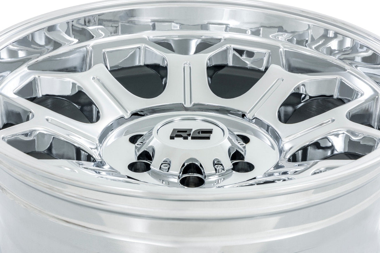 Rough Country 77201817C Rough Country 77 Series Wheel | One-Piece | Chrome | 20x9 | 6x135 | +18mm