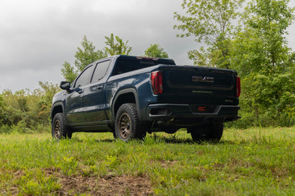 Rough Country 28830RED 3.5 Inch Lift Kit | Mono Leaf Rear | GMC Sierra 1500 2WD/4WD (2019-2024 & Classic)