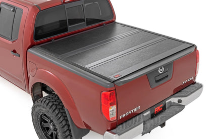 Rough Country 47520501B Hard Low Profile Bed Cover | 5' Bed | Cargo Mgmt | Nissan Frontier (05-21)