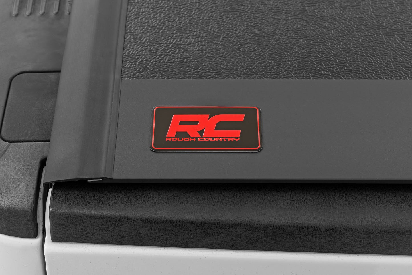 Rough Country 47214650B Hard Low Profile Bed Cover | 6'7" Bed | Ford F-150 2WD/4WD (2004-2014)