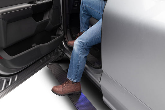 AMP Research 75134-01A PowerStep Electric Rng Brd - 02-03,08-16 F-250/350/450 All Cabs, 02-03 Excursion