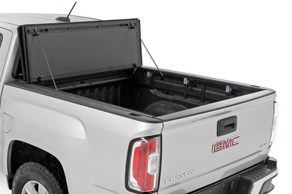Rough Country 49120500 Hard Tri-Fold Flip Up Bed Cover | 5' Bed | Chevy/GMC Canyon/Colorado (15-26)