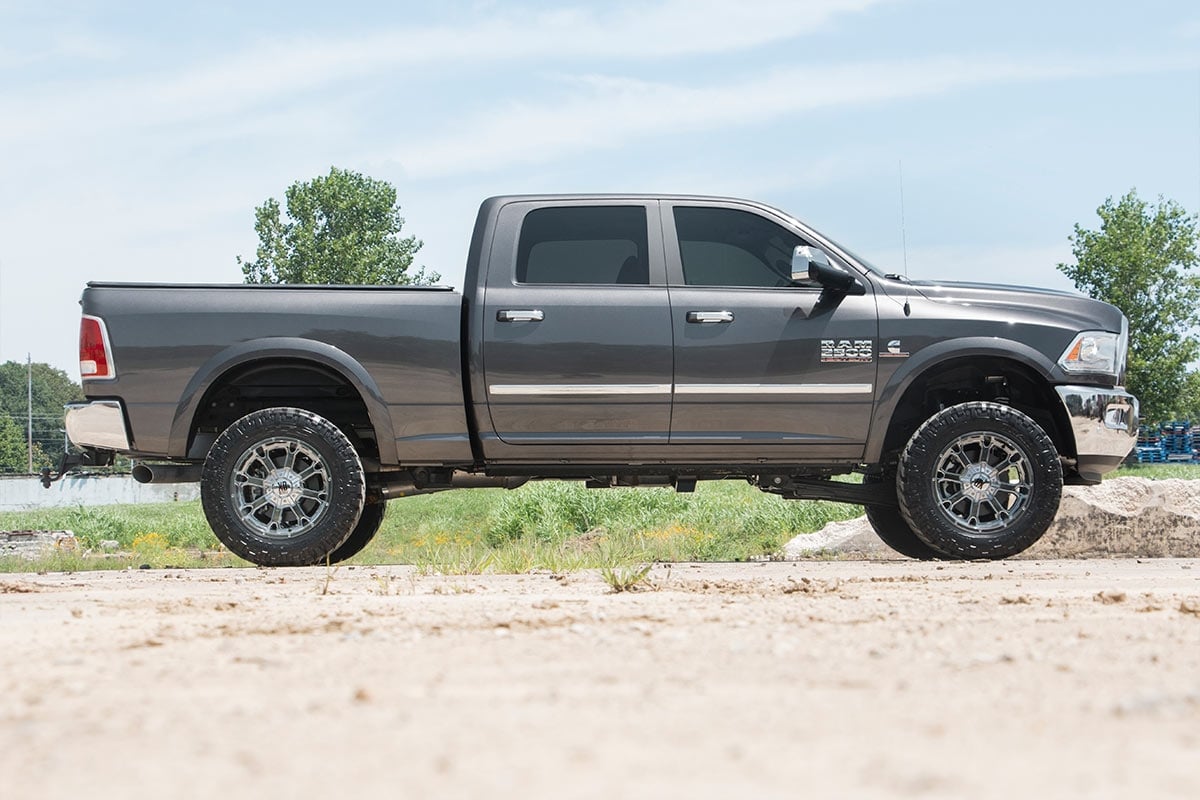 Rough Country 31870 2.5 Inch Lift Kit | Gas | V2 | Ram 2500 4WD (2014-2018)