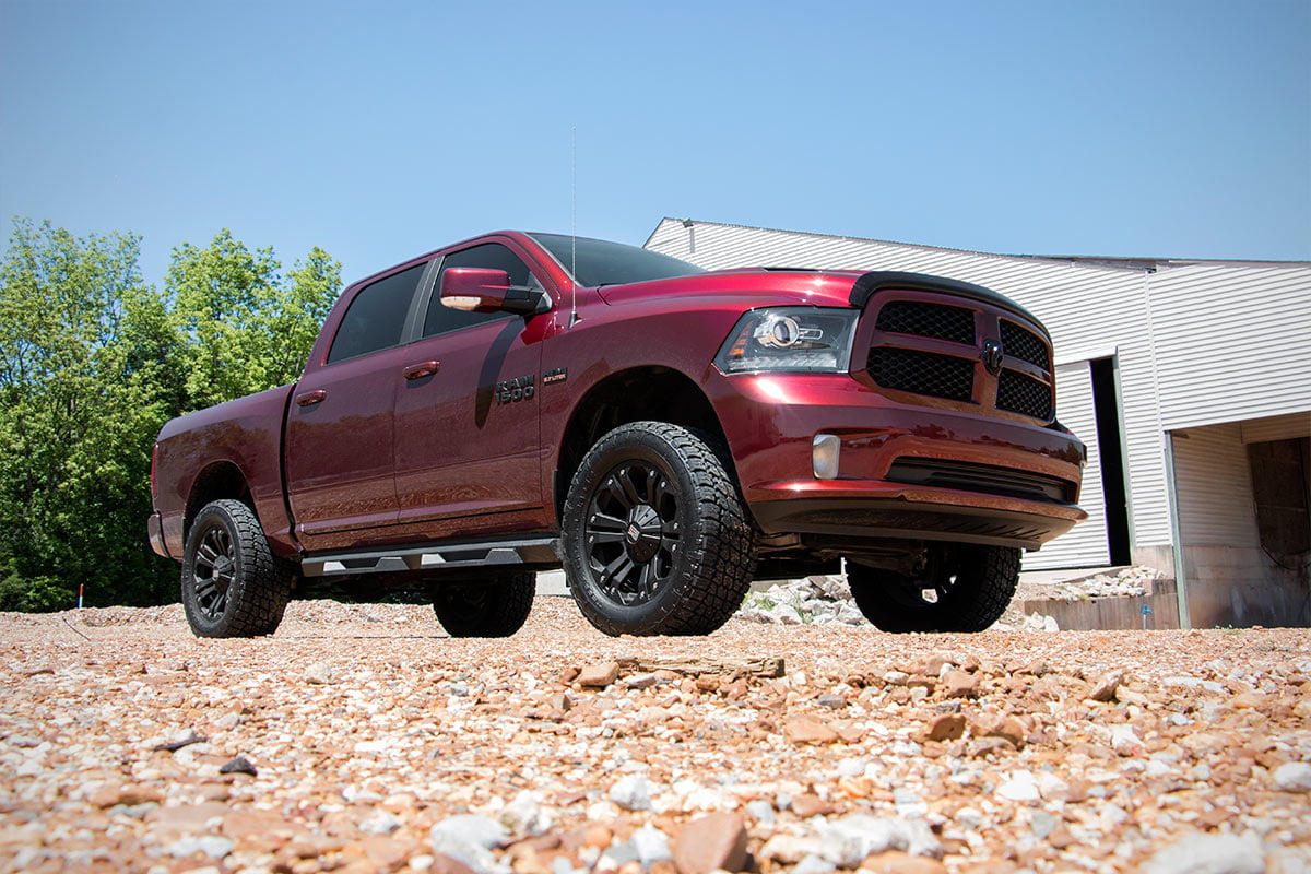Rough Country 31240 3 Inch Lift Kit | M1 Struts/M1 | Ram 1500 4WD (2012-2018 & Classic)