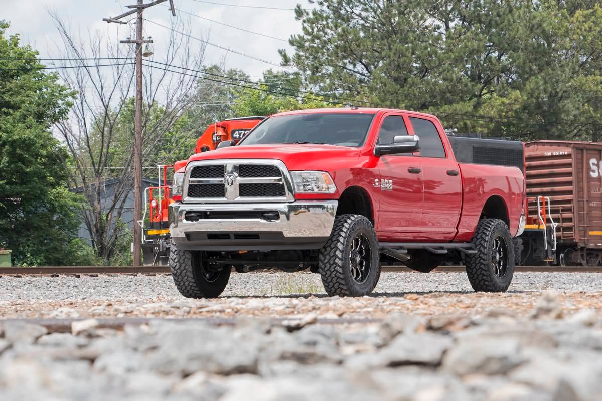 Rough Country 35720 5 Inch Lift Kit | FR Spacer | Radius Arm Drop | Ram 2500 4WD (2014-2018)