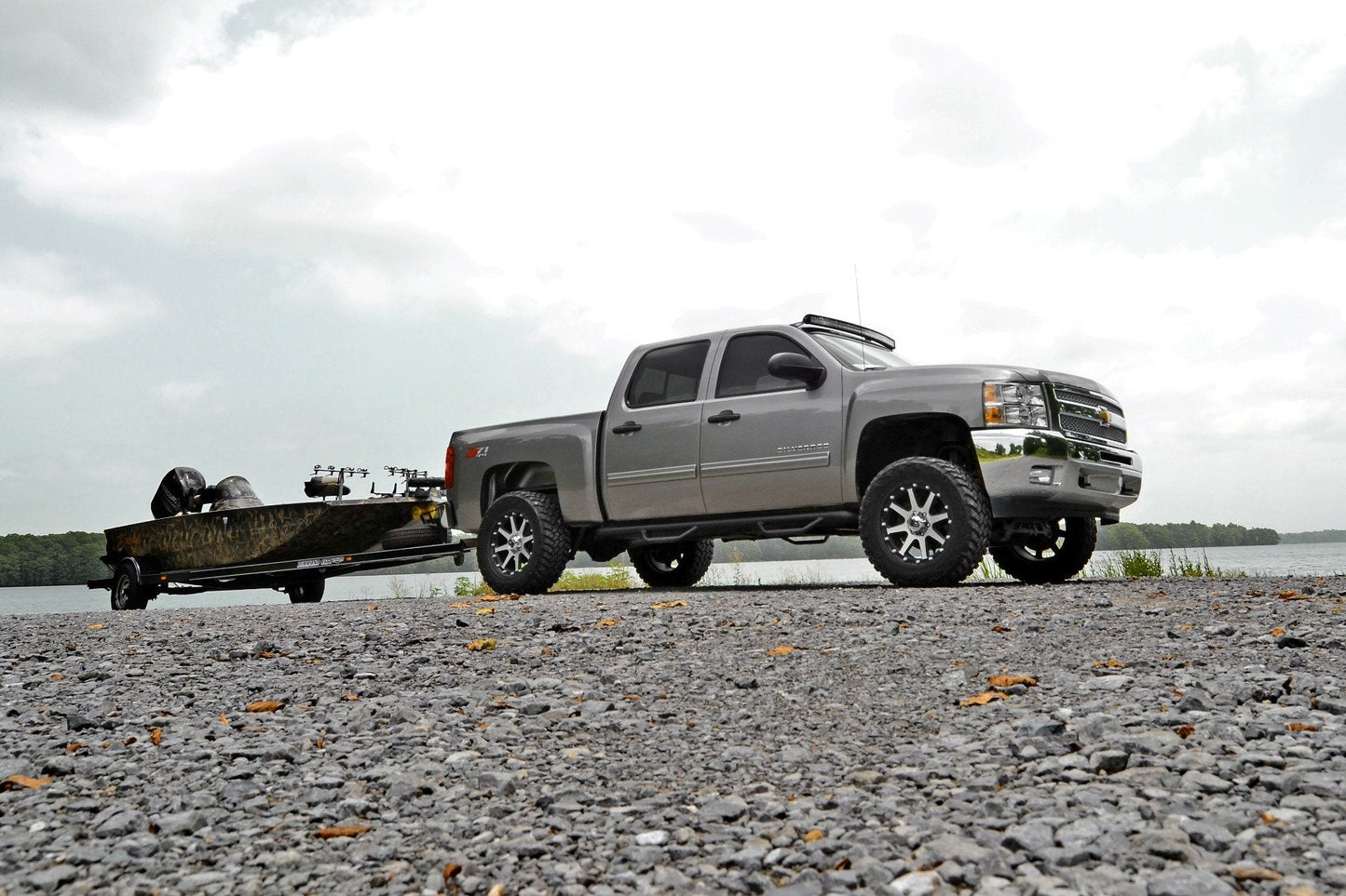Rough Country 23640 6 Inch Lift Kit | M1 Struts/M1 | Chevy/GMC 1500 4WD (07-13)