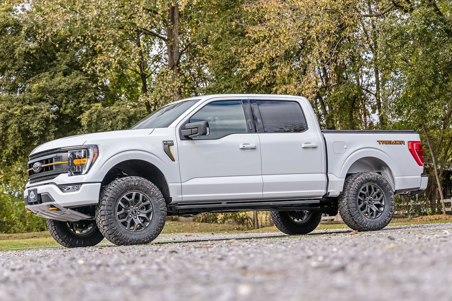 Rough Country 51028 2.5 Inch Lift Kit | Ford F-150 Tremor 4WD (2021-2025)