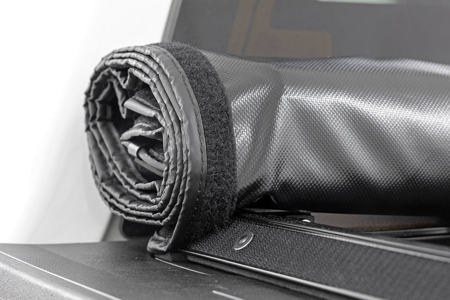 Rough Country 42517650 Soft Roll Up Bed Cover | 6'10" Bed | Ford F-250/F-350 Super Duty (17-26)