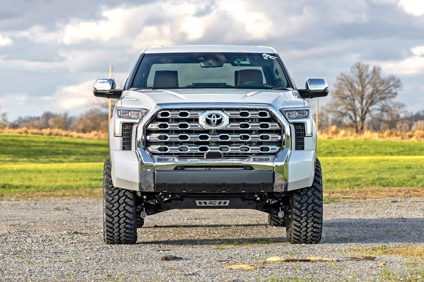 Rough Country 71800 6 Inch Lift Kit | OE Air Ride | Toyota Tundra 4WD (2022-2025)