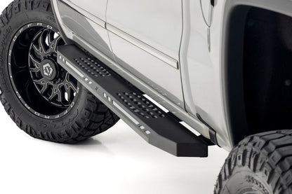 Rough Country 57003 AC2 Running Boards | Amber/White | Crew Cab | Chevy/GMC 1500 (2007-2018)