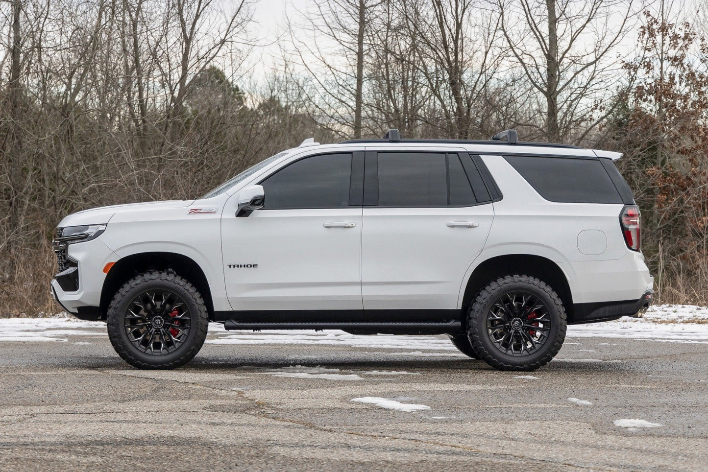 Rough Country 11201 2 Inch Lift Kit | OE Air Ride | Chevy/GMC Tahoe/Yukon 4WD (2021-2025)