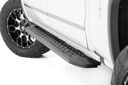 Rough Country 44001 RPT2 Running Boards | Crew Cab | Chevy/GMC 1500/2500HD/3500HD (07-18 & Classic)