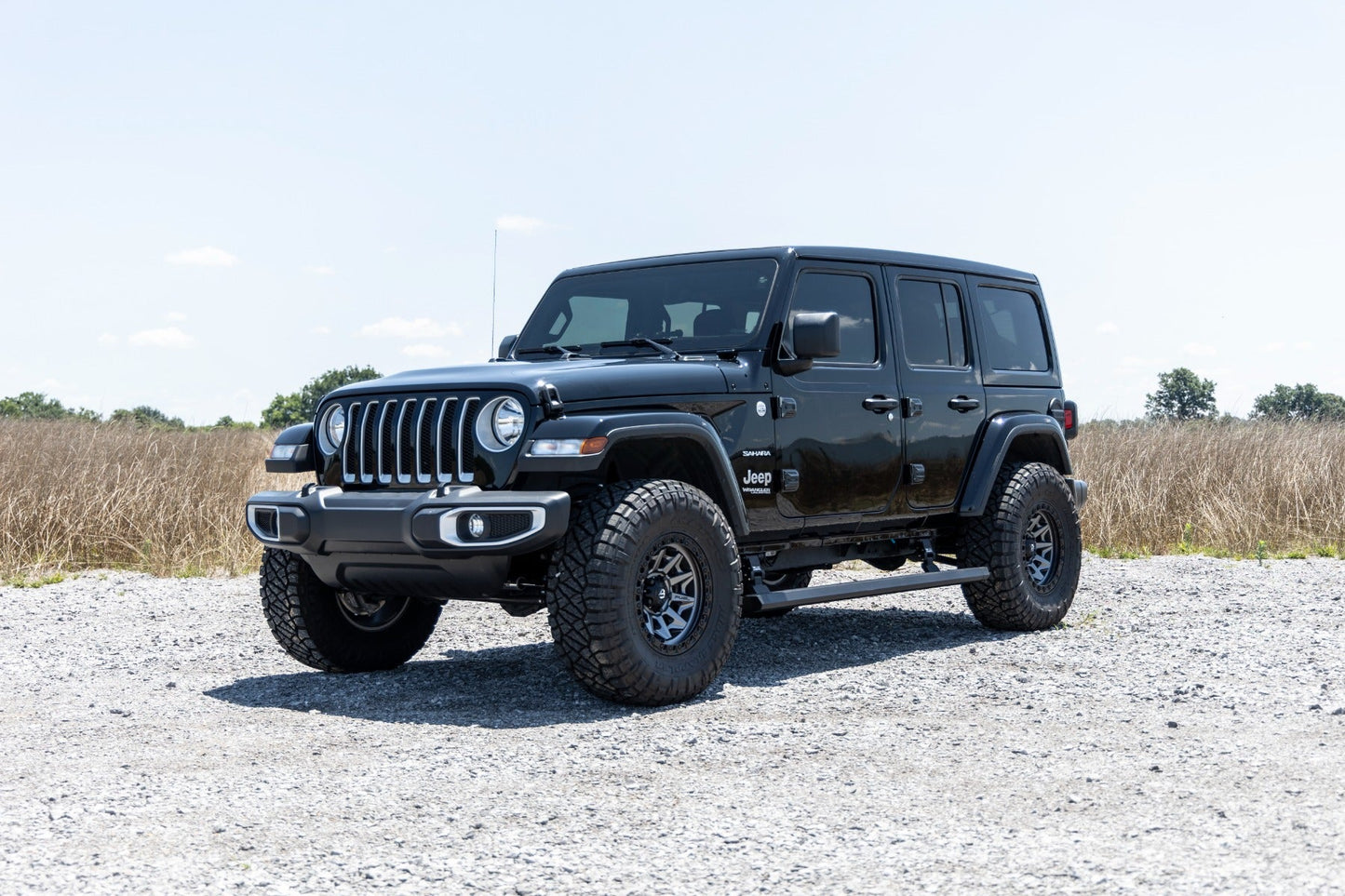 Rough Country 79370 2.5 Inch Lift Kit | Coils | V2 | Jeep Wrangler Unlimited 4WD (2024-2025)