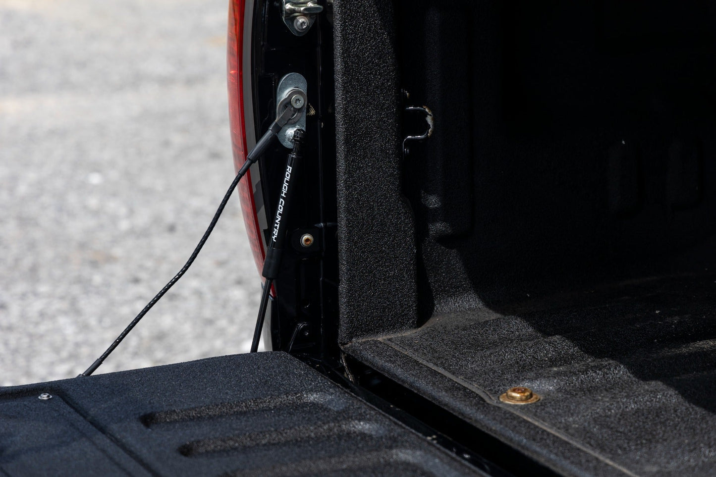 Rough Country 73219 Tailgate Assist | Toyota Tundra 2WD/4WD (2007-2021)