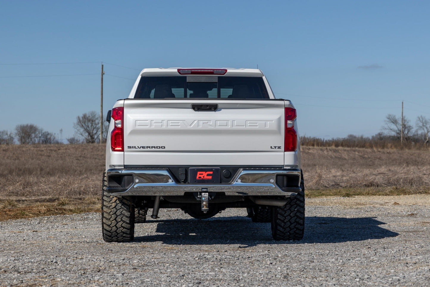 Rough Country 28231RED_A 3.5 Inch Lift Kit | N3 Struts | Rear Mono Leaf | Chevy Silverado 1500 (25-26)