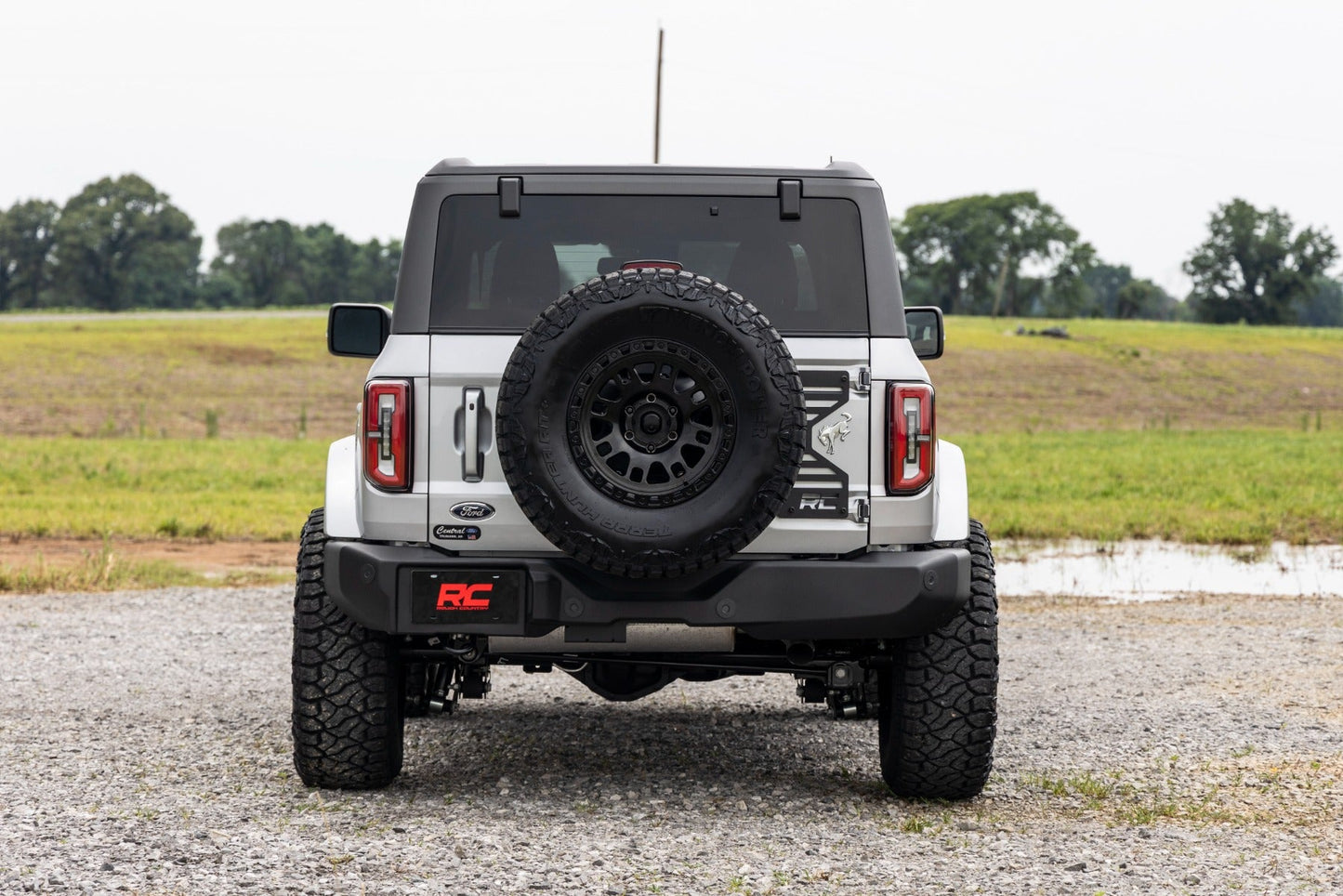 Rough Country 592141 2 Inch Lift Kit | M1 Lifted Struts | Ford Bronco 4WD (2021-2025)