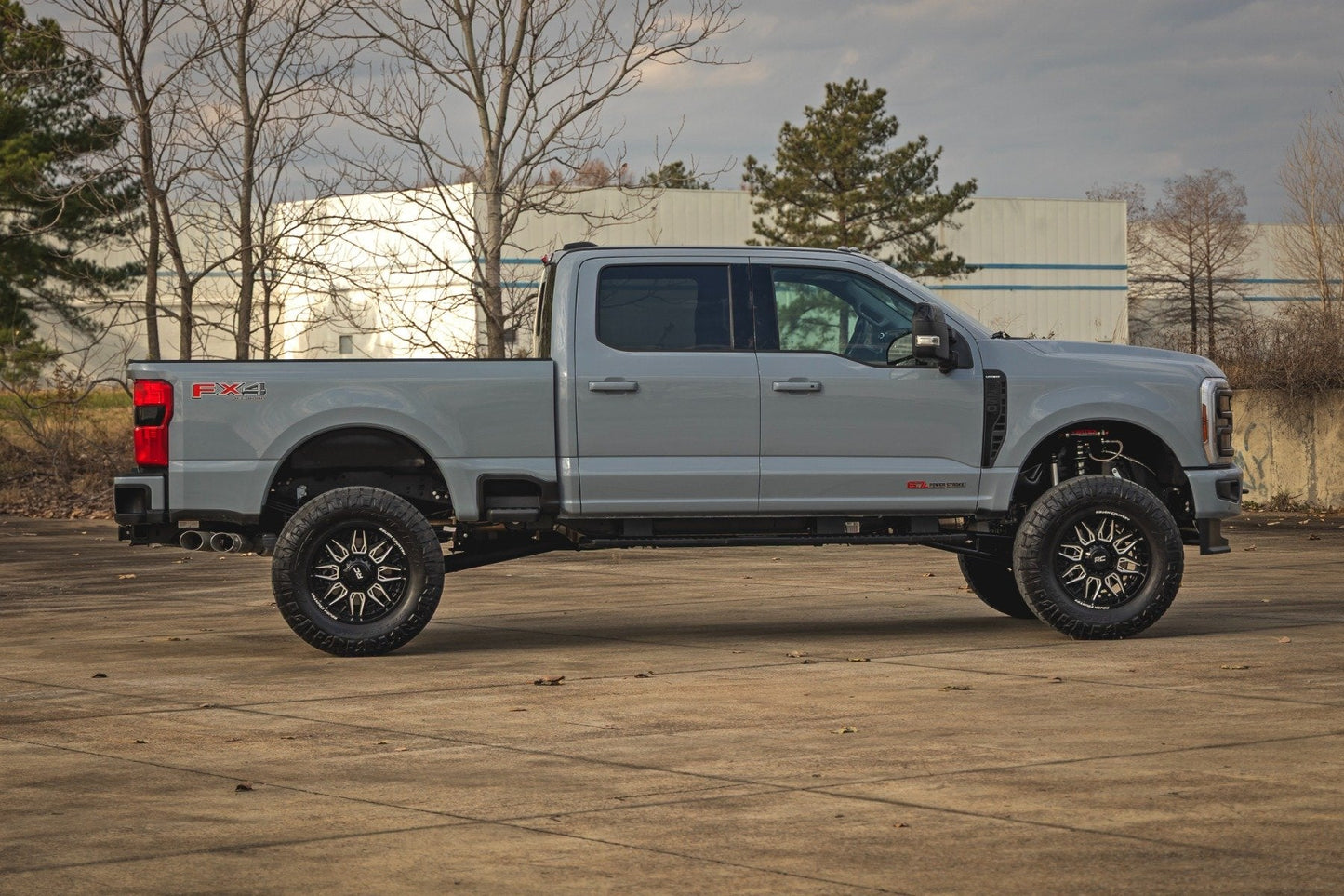 Rough Country 400157 4.5 Inch Lift Kit | V2 | Diesel | Ford F-250/F-350 Super Duty 4WD (2023-2026)