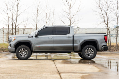 Rough Country 1325 1.75 Inch Leveling Kit | Forged Alum UCA | AT4 | GMC Sierra 1500  (2019-2025 & Classic)