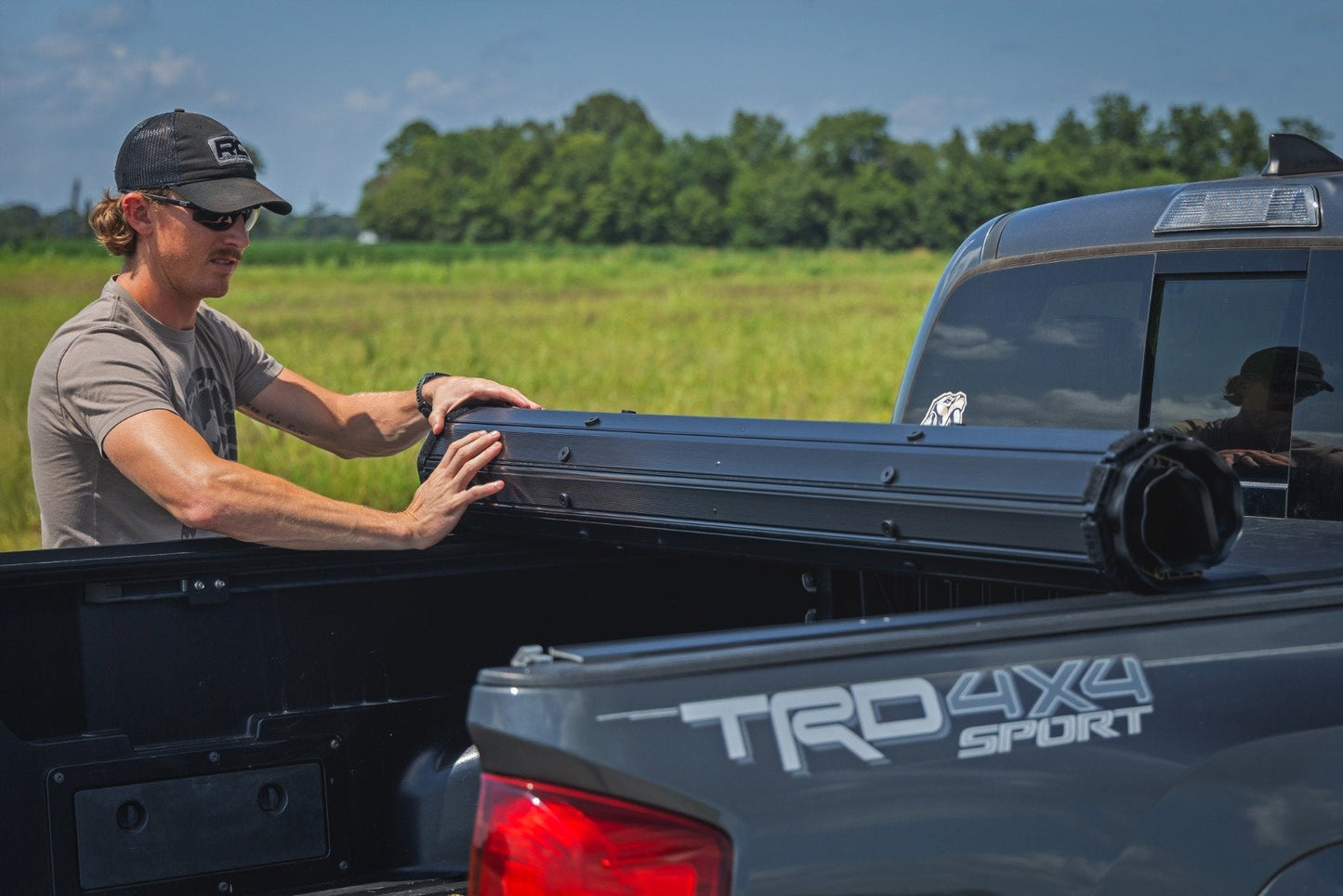 Rough Country 50420500 Hard Roll Up Bed Cover | 5' Bed | Toyota Tacoma 2WD/4WD (2016-2023)
