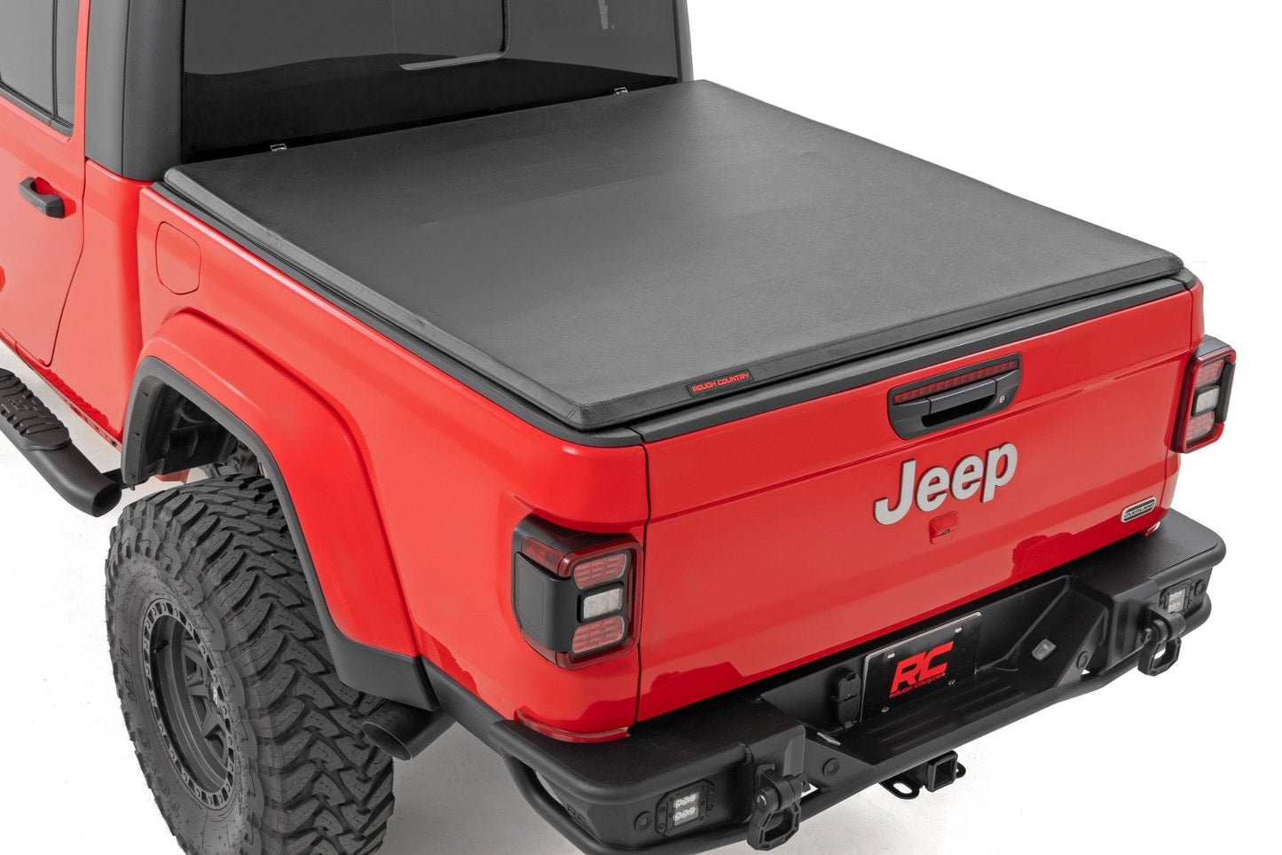Rough Country 41620500A Soft Tri-Fold Bed Cover | 5' Bed | Jeep Gladiator JT 4WD (2020-2025)
