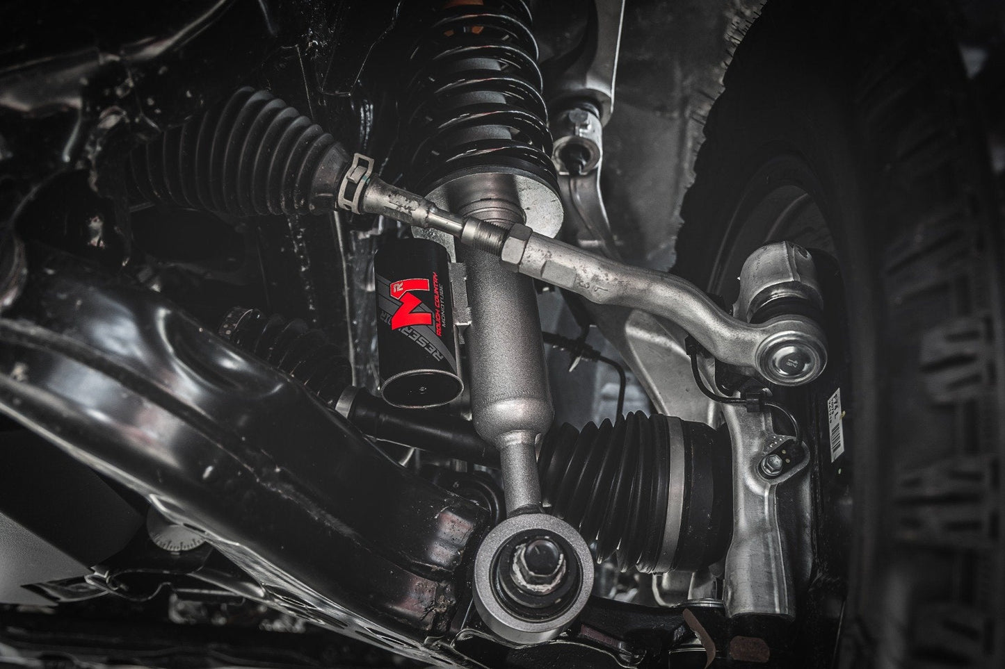 Rough Country 684199 M1R Reservoir Loaded Struts | Adjustable Height | Front | 3.5 Inch | Toyota 4Runner (2025)