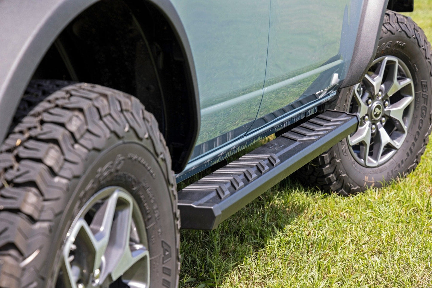 Rough Country 41007A BA2 Running Boards | Side Step Bars | 4-Door | Ford Bronco 4WD (2021-2025)